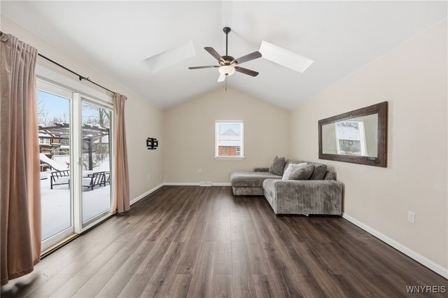 720 Raymond Drive, Lewiston, NY 14092