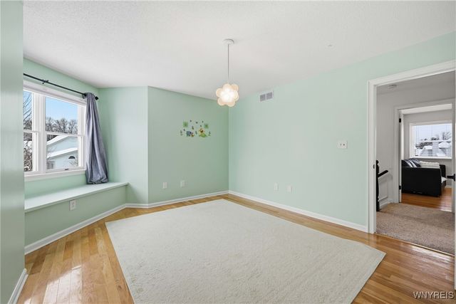 720 Raymond Drive, Lewiston, NY 14092