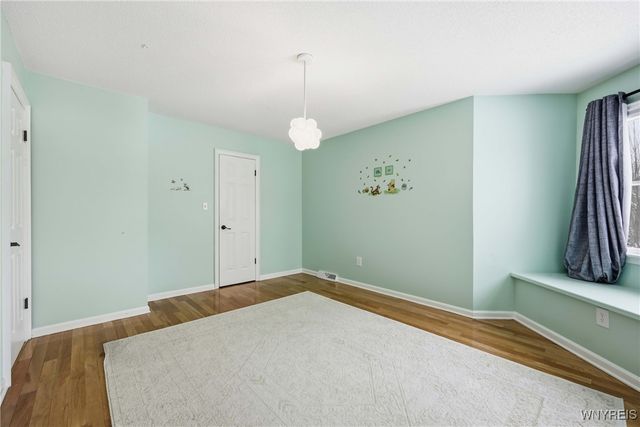 720 Raymond Drive, Lewiston, NY 14092