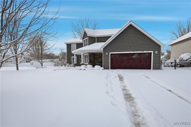720 Raymond Drive, Lewiston, NY 14092