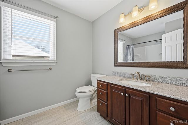 720 Raymond Drive, Lewiston, NY 14092