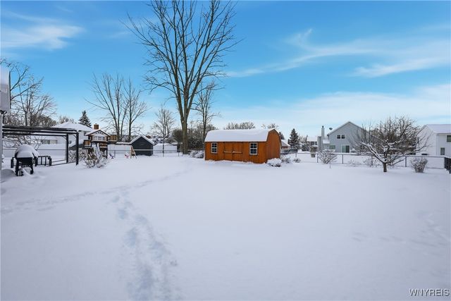 720 Raymond Drive, Lewiston, NY 14092