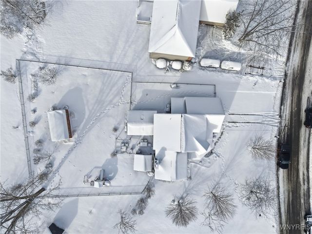720 Raymond Drive, Lewiston, NY 14092
