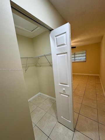 11207 Royal Palm Blvd 11207, Coral Springs, FL 33065