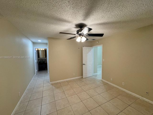 11207 Royal Palm Blvd 11207, Coral Springs, FL 33065