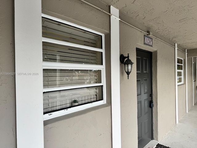 11207 Royal Palm Blvd 11207, Coral Springs, FL 33065