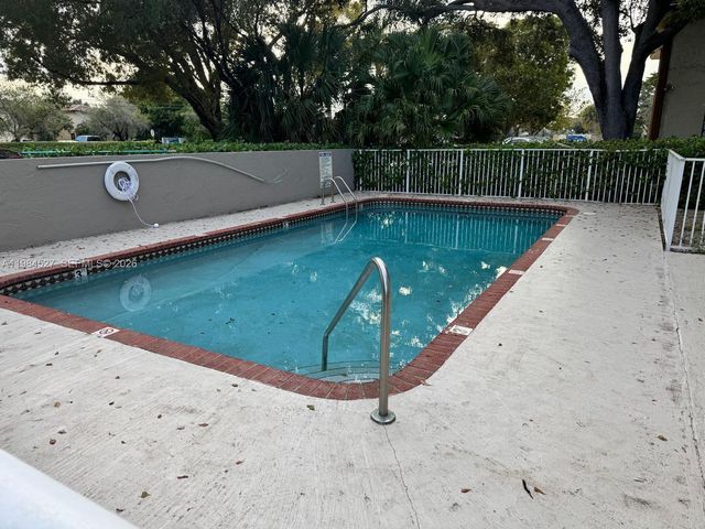 11207 Royal Palm Blvd 11207, Coral Springs, FL 33065