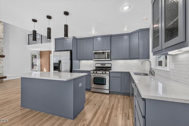 1175 Ashford Way, Medford, OR 97504
