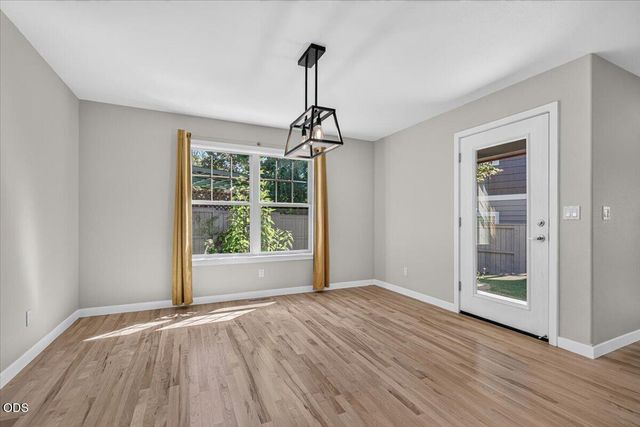 1175 Ashford Way, Medford, OR 97504