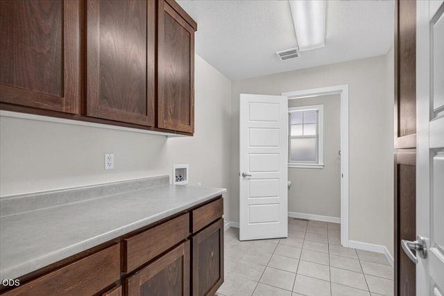 1175 Ashford Way, Medford, OR 97504