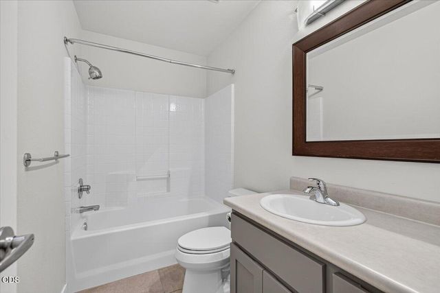 1175 Ashford Way, Medford, OR 97504