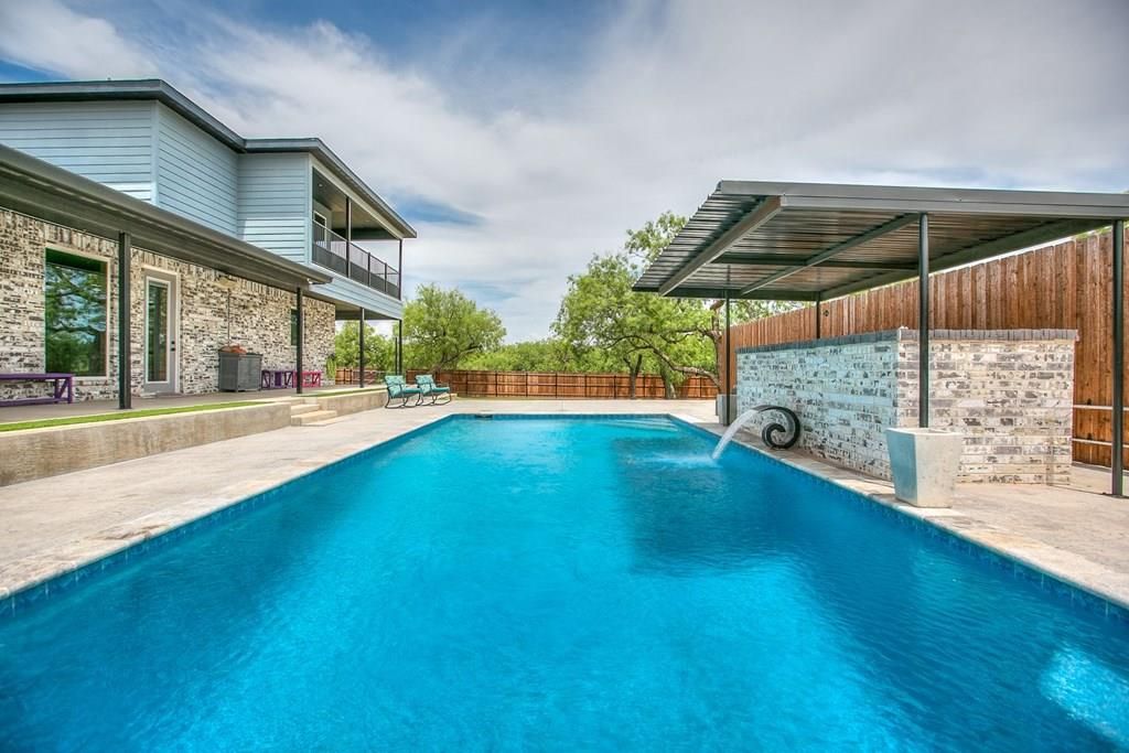 Image 1 of property listing at 1509 Whitney St, San Angelo, TX 76904