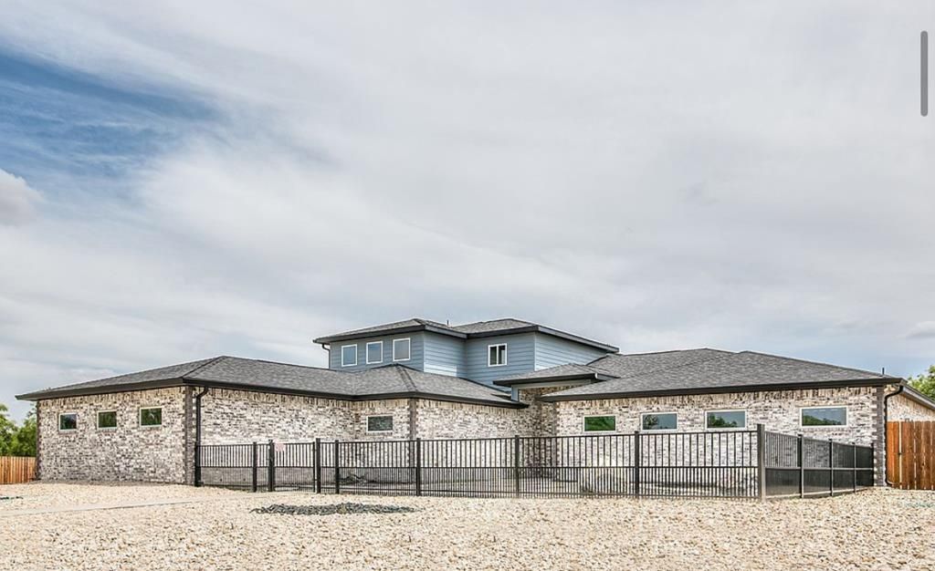 Image 60 of property listing at 1509 Whitney St, San Angelo, TX 76904