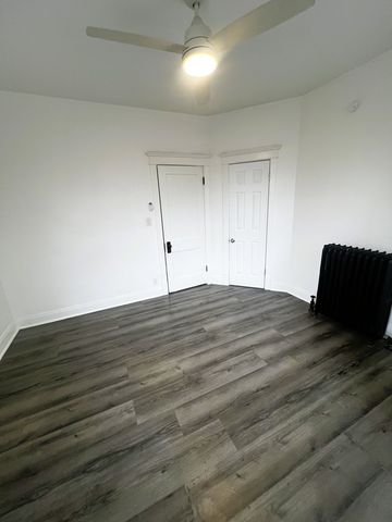 5461 W Haddon Avenue 2, Chicago, IL 60651