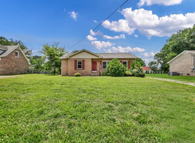 3434 Pembroke Rd, Clarksville, TN 37042