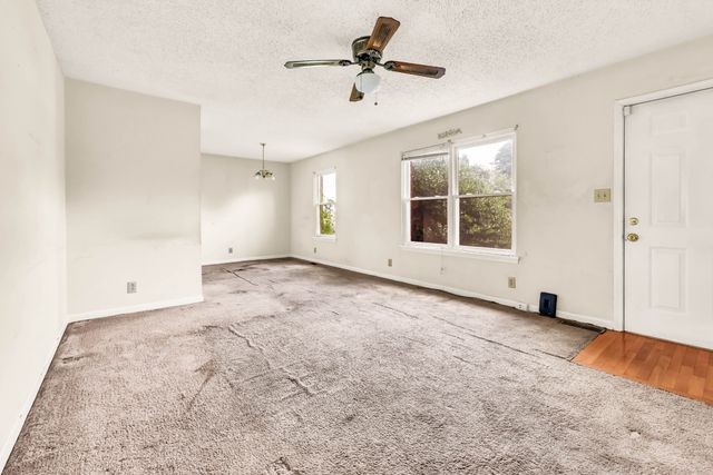 3434 Pembroke Rd, Clarksville, TN 37042