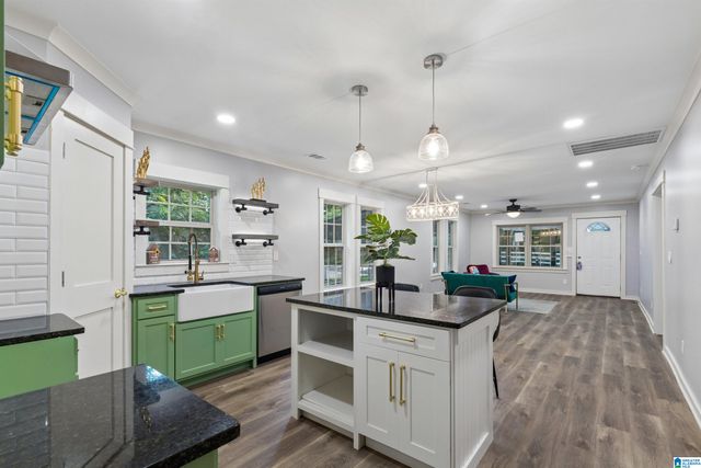 1824 LANE DRIVE, Leeds, AL 35094