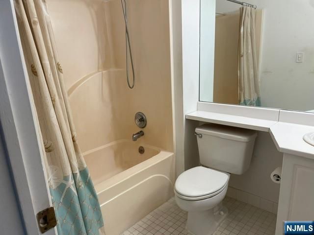602 Brittany Drive, Wayne, NJ 07470