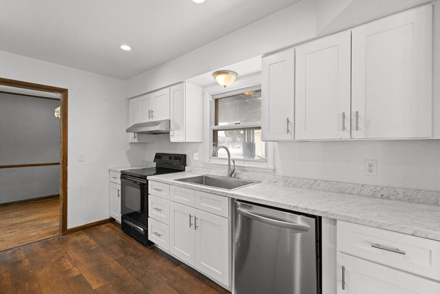 2673 Airport Road, Adrian, MI 49221