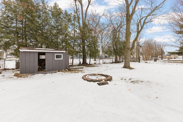 2673 Airport Road, Adrian, MI 49221