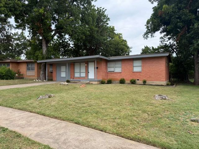 2225 Myrtlewood Drive, Dallas, TX 75232