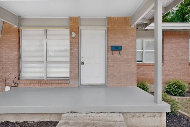 2225 Myrtlewood Drive, Dallas, TX 75232