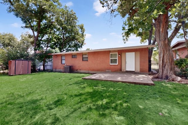 2225 Myrtlewood Drive, Dallas, TX 75232