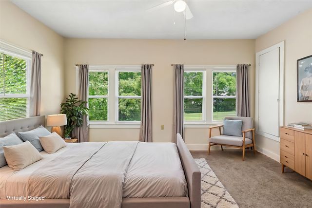 2202 S Union Street, Des Moines, IA 50315