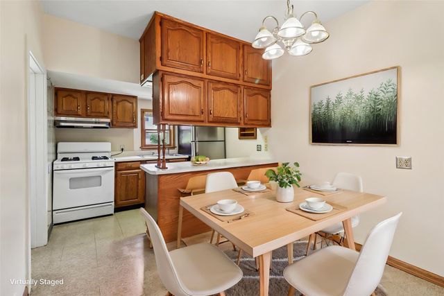 2202 S Union Street, Des Moines, IA 50315