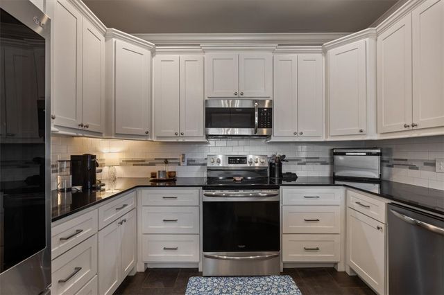 1280 Tivoli Street, Tontitown, AR 72762