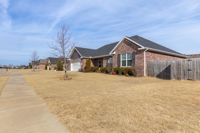 1280 Tivoli Street, Tontitown, AR 72762