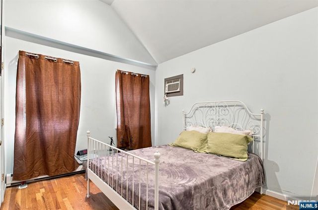 67 Marne Street, Newark, NJ 07105