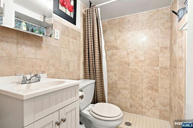 67 Marne Street, Newark, NJ 07105