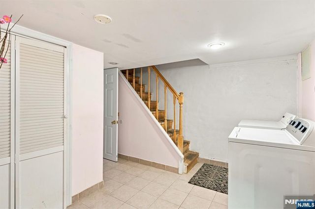 67 Marne Street, Newark, NJ 07105