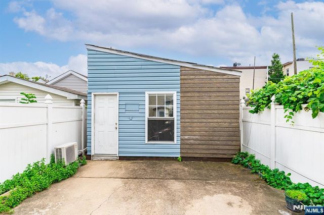 67 Marne Street, Newark, NJ 07105