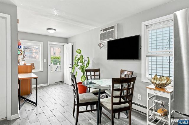 67 Marne Street, Newark, NJ 07105