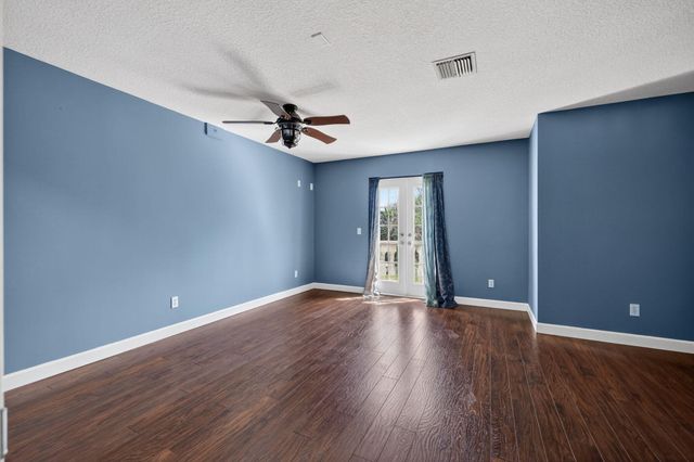 461 SE Pine Road, Port St. Lucie, Port St Lucie, FL 34984