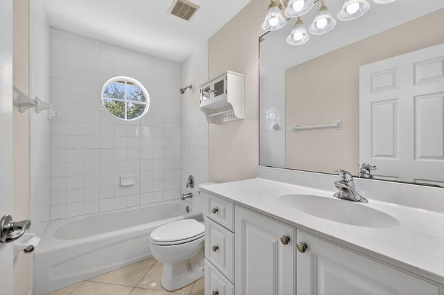 461 SE Pine Road, Port St. Lucie, Port St Lucie, FL 34984