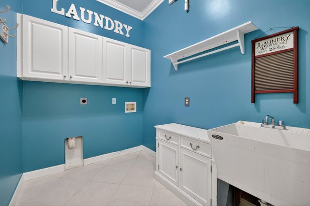 461 SE Pine Road, Port St. Lucie, Port St Lucie, FL 34984