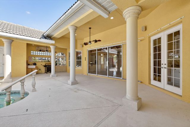 461 SE Pine Road, Port St. Lucie, Port St Lucie, FL 34984