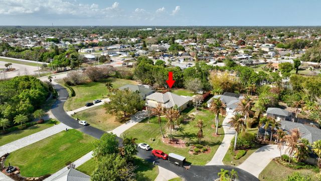 461 SE Pine Road, Port St. Lucie, Port St Lucie, FL 34984