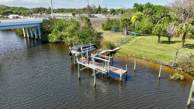 461 SE Pine Road, Port St. Lucie, Port St Lucie, FL 34984