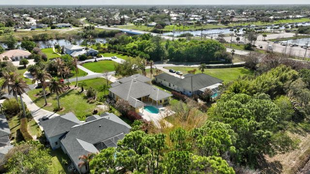 461 SE Pine Road, Port St. Lucie, Port St Lucie, FL 34984