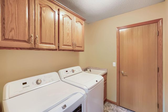 6612 210th Lane N, Forest Lake, MN 55025