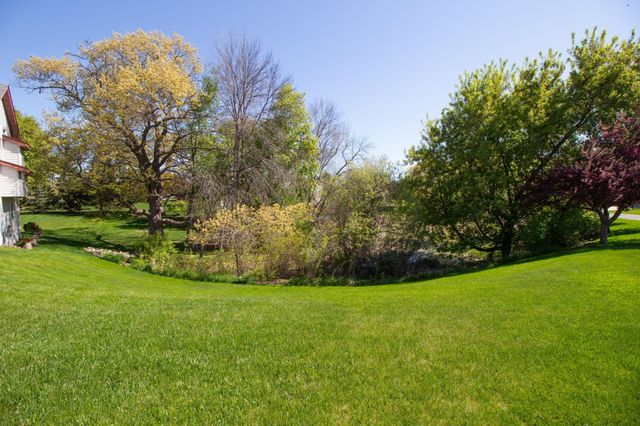 6612 210th Lane N, Forest Lake, MN 55025