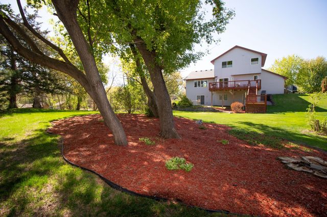 6612 210th Lane N, Forest Lake, MN 55025