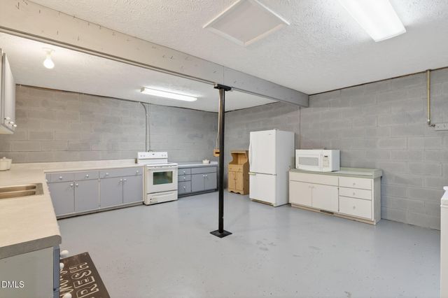 5363 Scottie Godwin Road, Wade, NC 28395