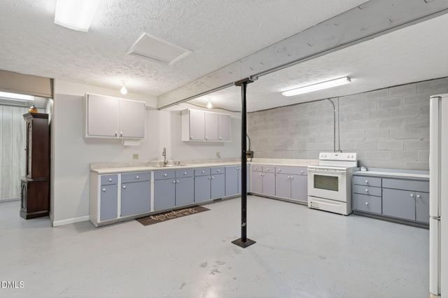 5363 Scottie Godwin Road, Wade, NC 28395