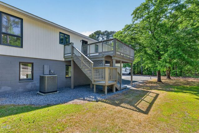 5363 Scottie Godwin Road, Wade, NC 28395