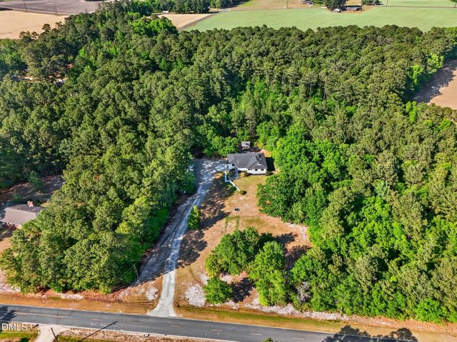 5363 Scottie Godwin Road, Wade, NC 28395